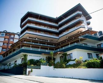 Hotel Montañés - סנטאנדר - בניין