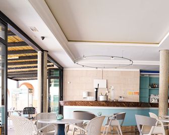 Rosamar Ibiza Hotel Only Adults - סן ג'וזפ דה סה טלאיה - בר