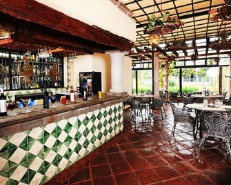 Hotel & Spa Hacienda Baruk - Закатекас - Бар