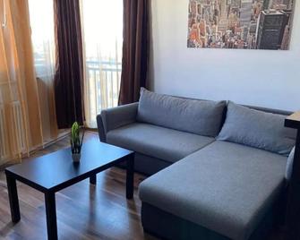 Nikola Apartman - Szeged - Living room