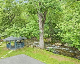 The Valley Inn - Maggie Valley - Utomhus