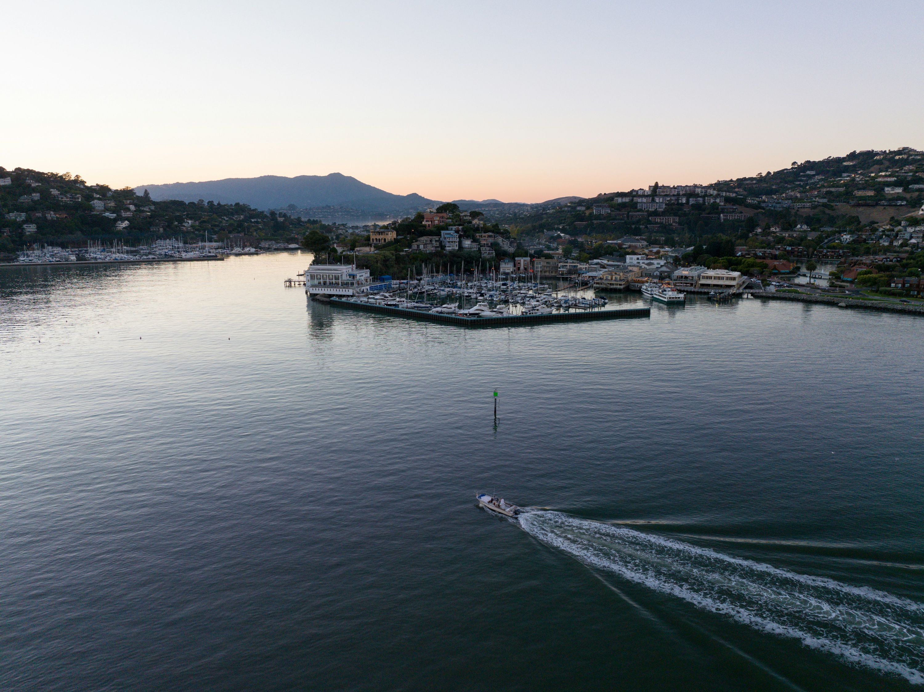 Marin Suites Hotel - Corte Madera - Destination