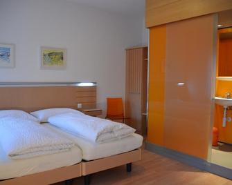 Hotel-Restaurant Eyholz - Visp - Camera da letto