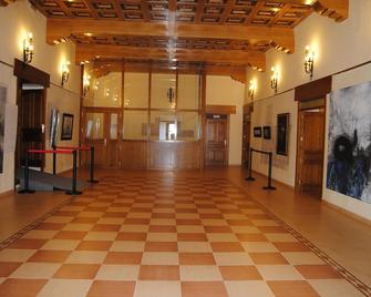Hospedería Albergue Ntra Sra de Magallón - Leciñena - Lobby