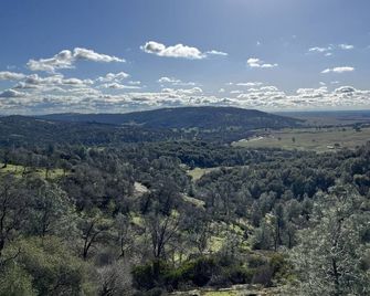 Breathtaking View of The Hills With Hott - Cameron Park - Vista del exterior