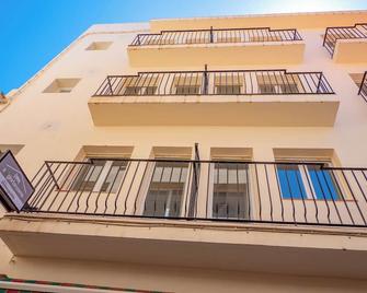 Agi Gloria Rooms - Rosas - Edificio