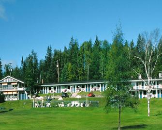 Motel Tremblant - מון טרמבלאן - בניין