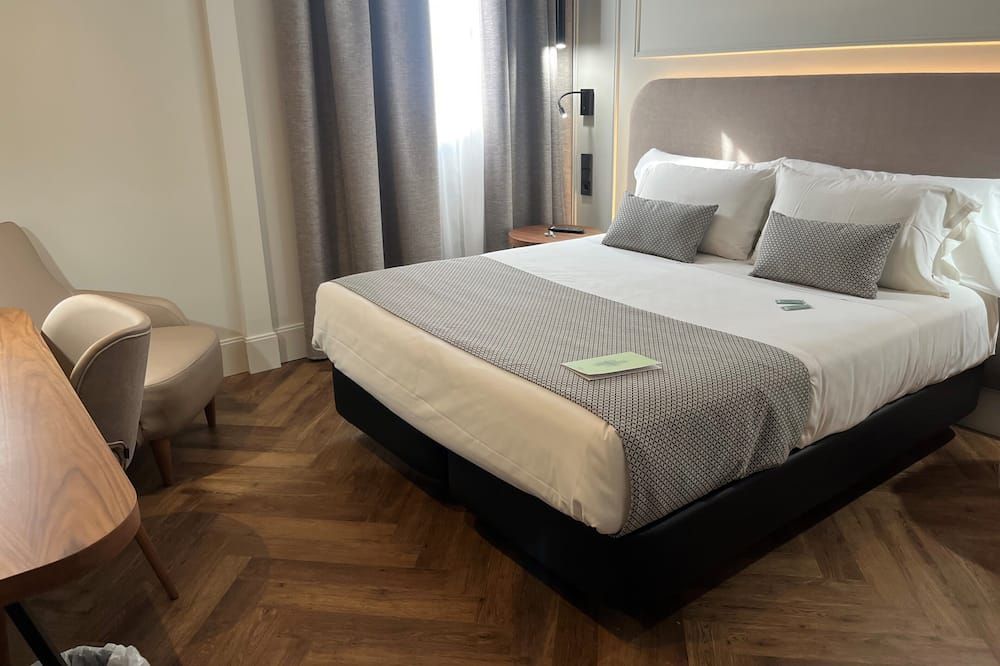 هوتل سيلكين رونا دالبا - شلمنقة - غرفة نوم