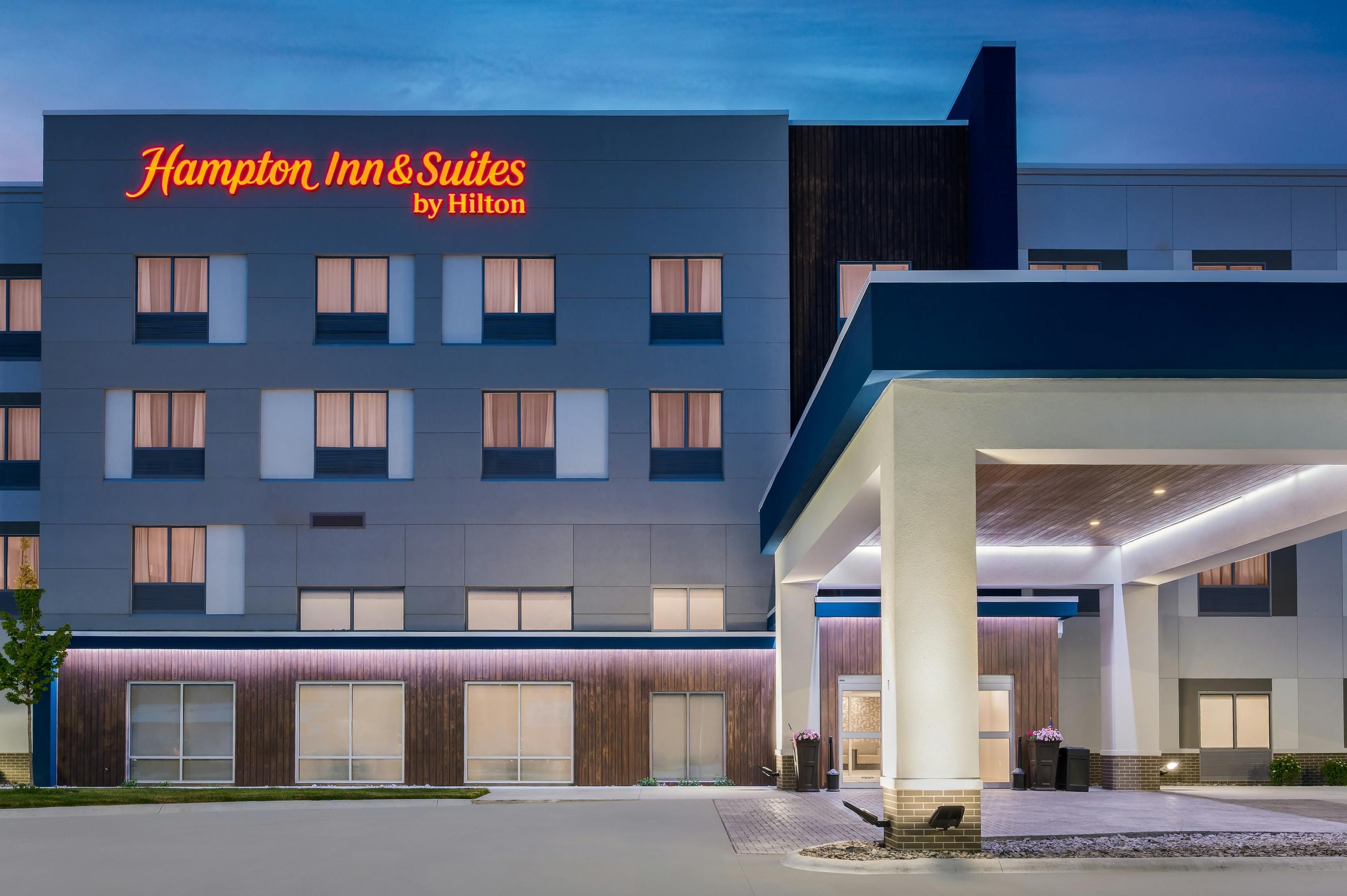 Hampton Inn & Suites by Hilton Alpena - Alpena - Gebouw
