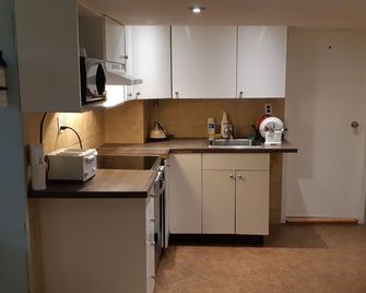 Mcmaster Accommodations - Hamilton - Keittiö