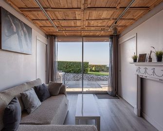 Domaine du Grand Bec - Le Showroom sea view, swimming pool, tennis court, beach - Villerville - Salon