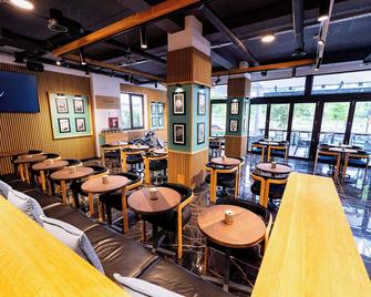 How Boutique And Hotel - Cluj - Restaurant