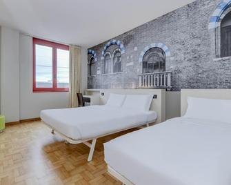 B&B Hotel Verona - Verona - Bedroom