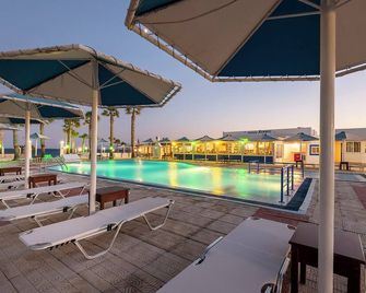 Mammis Beach Hotel - Kardamena - בריכה