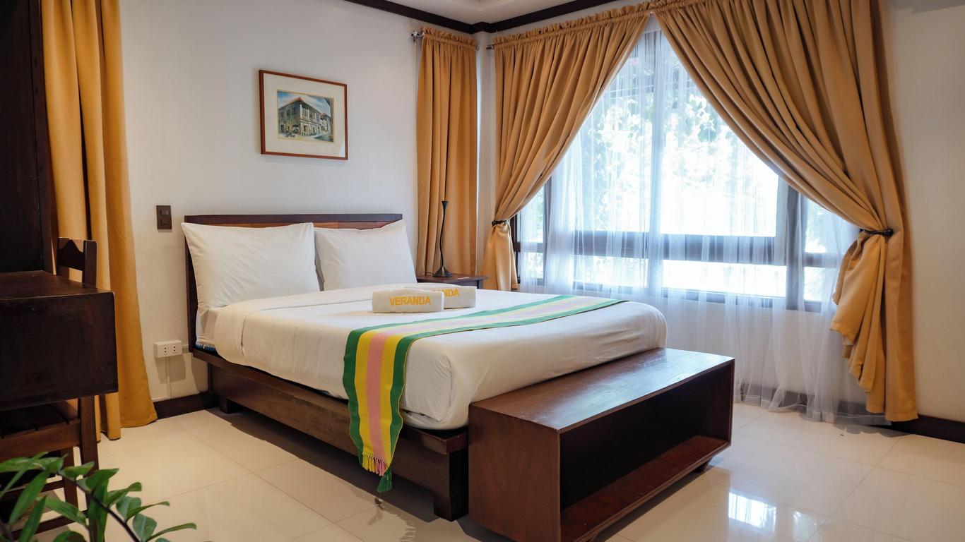 Veranda Hotel