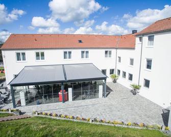 Gt3 Hotel - Adenau - Building