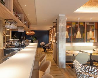 Campanile Reims Centre - Cathedrale - Реймс