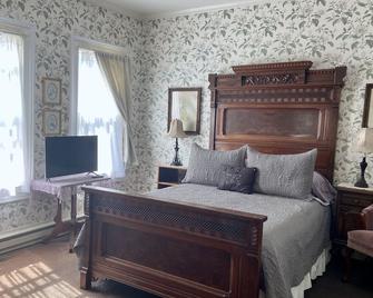 Shaw House Inn - Ferndale - Bedroom