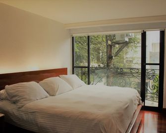 كونديسا سويتس - مكسيكو ستي - غرفة نوم