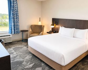 La Quinta Inn & Suites by Wyndham Mebane - Mebane - Habitación