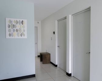 Esencia Hostel Terminal Oaxaca - Oaxaca de Juárez - Pasillo