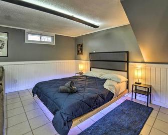 Portage Studio 11 Miles to Indiana Dunes! - Portage - Bedroom