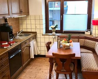 Guesthouse Melitta - Stadtkyll - Cocina