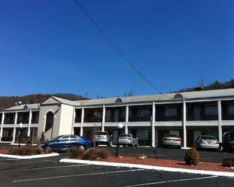 New Haven Inn - New Haven - Building