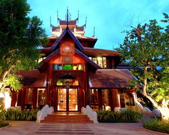 The Rim Chiang Mai - Chiang Mai - Building