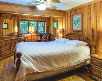 Family-friendly Dubois Cabin w/ Community Pool! - DuBois - Schlafzimmer