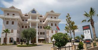 Vila Zeus Hotel - Tirana - Edificio