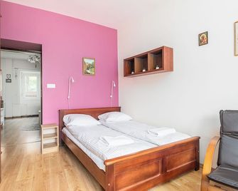 Rentplanet - Apartament Krajewskiego - Warsaw - Bedroom