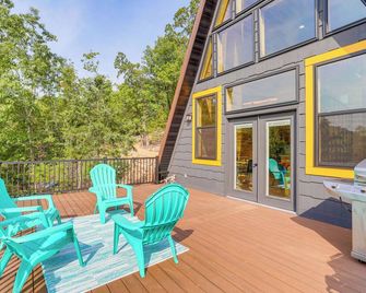 A-Frame Hardy Cabin w/ Spring River Views! - Hardy - Balkón