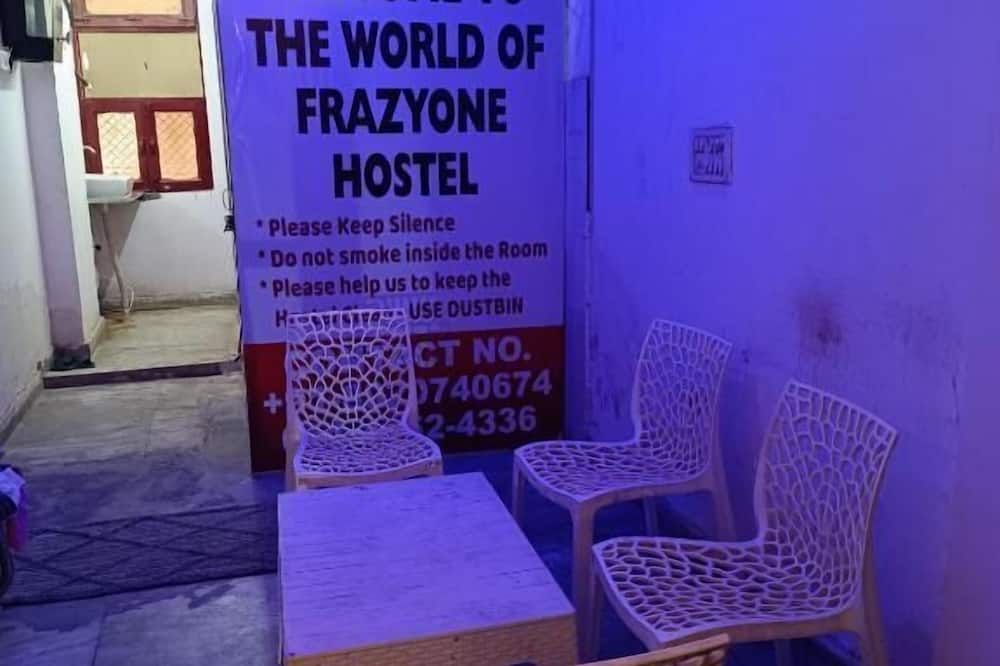 Frazyone hostel - New Delhi