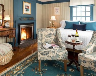 Waldo Emerson Inn - Kennebunk - Stue