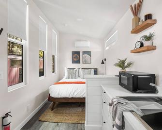 Tiny Home - (Sage) - Dunsmuir