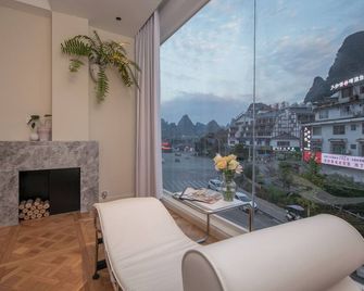 Im Waiting Hotel - Guilin