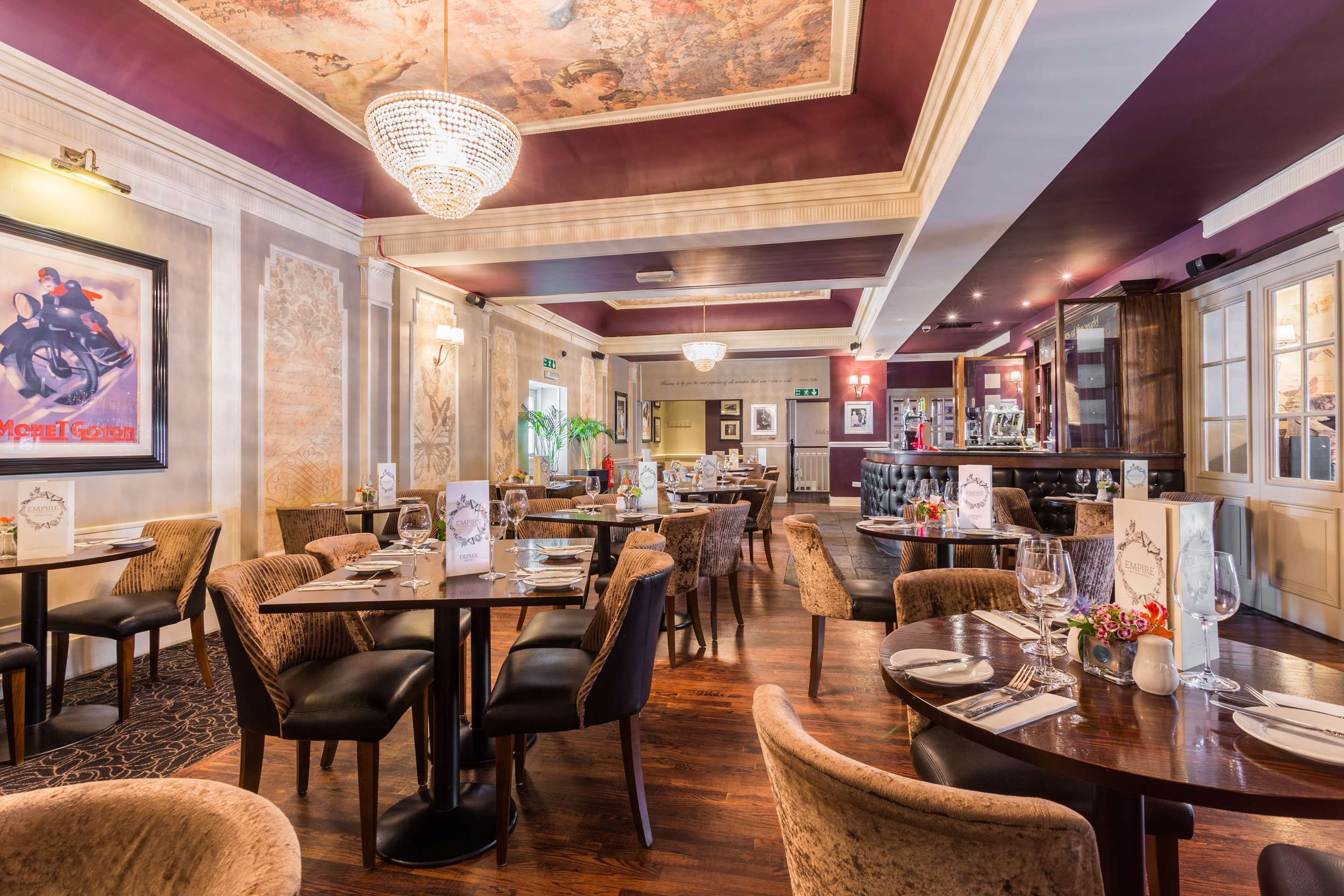 فندق رويال ستيشن - جزء من سلسلة فنادق كايرن - نيوكاسل - مطعم