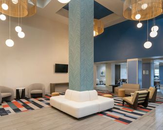 Holiday Inn Express & Suites Orlando International Airport By IHG - Orlando - Lounge