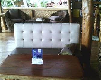 Jjs Backpackers Village - Siquijor - Lounge