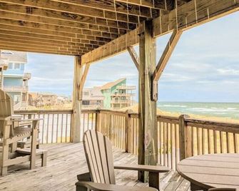 Starlights 2, Oceanfront, Extraordinary View! - Buxton - Balcony