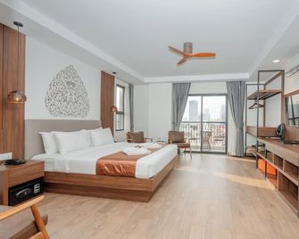 Botum Domrey Hotel - Пномпень