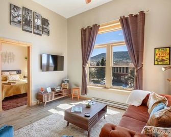 Page 1-Mid-Century Modern With Mountain View - Victor - Living room
