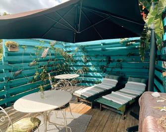 Chambres d'hôtes & spa Le Jardin de Ravintsara - Saint-Pierre - Patio