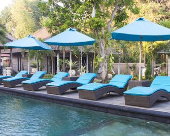 The Palm Grove Villas - Nusa Penida - Pool