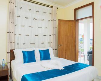 Airport Transit Lodges - Dar Es Salaam - Bedroom