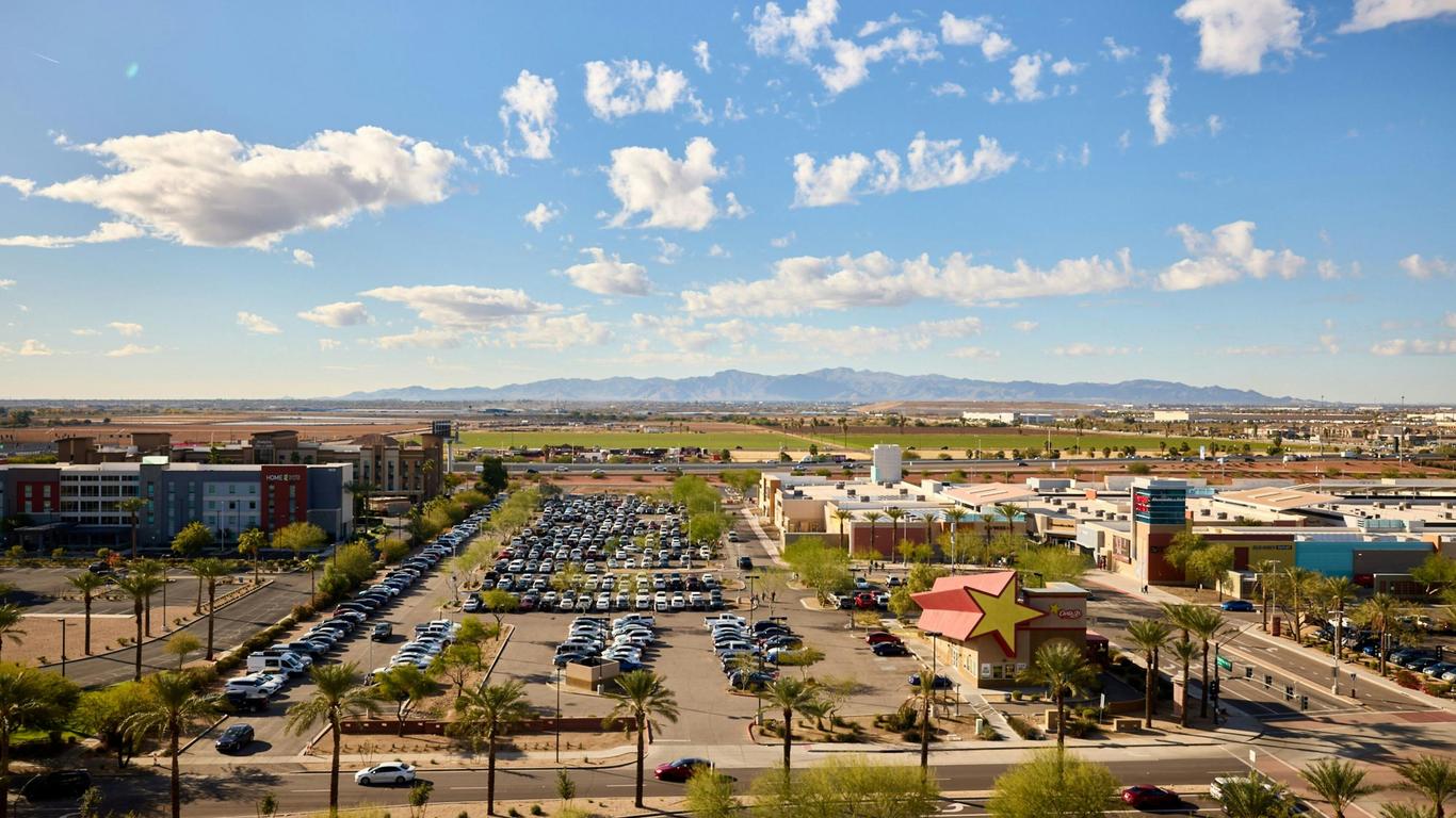 Renaissance Phoenix Glendale Hotel & Spa