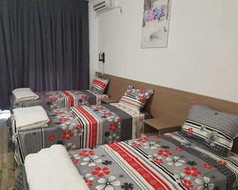 Hotel Neva - Kiten - Slaapkamer