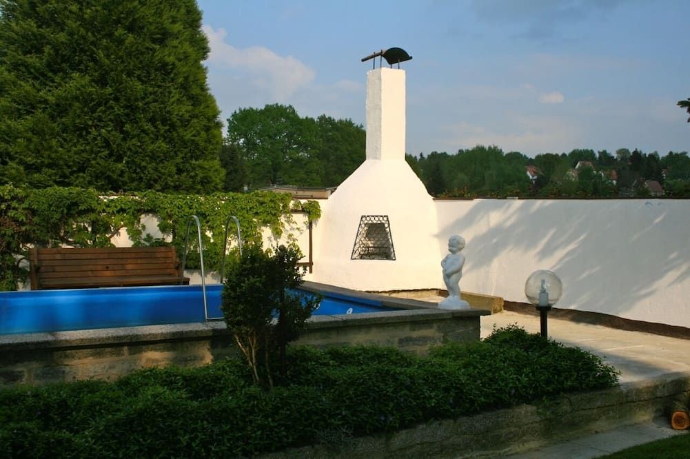 Vacation apartment (60 m2) with garden use - درسدين - حوض السباحة