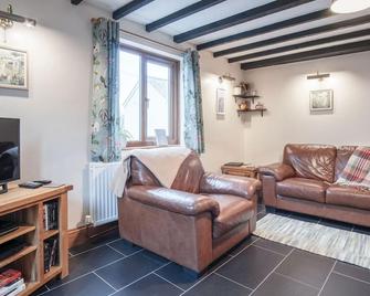 The Brambles - 2 bedroom Cottage - Llanteg - Newport - Obývací pokoj